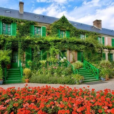 Maison Fleurs De Lys, Climatisee, Wifi Et Parking Privee Gratuit, Lave-Linge, Vernon Giverny Экстерьер фото